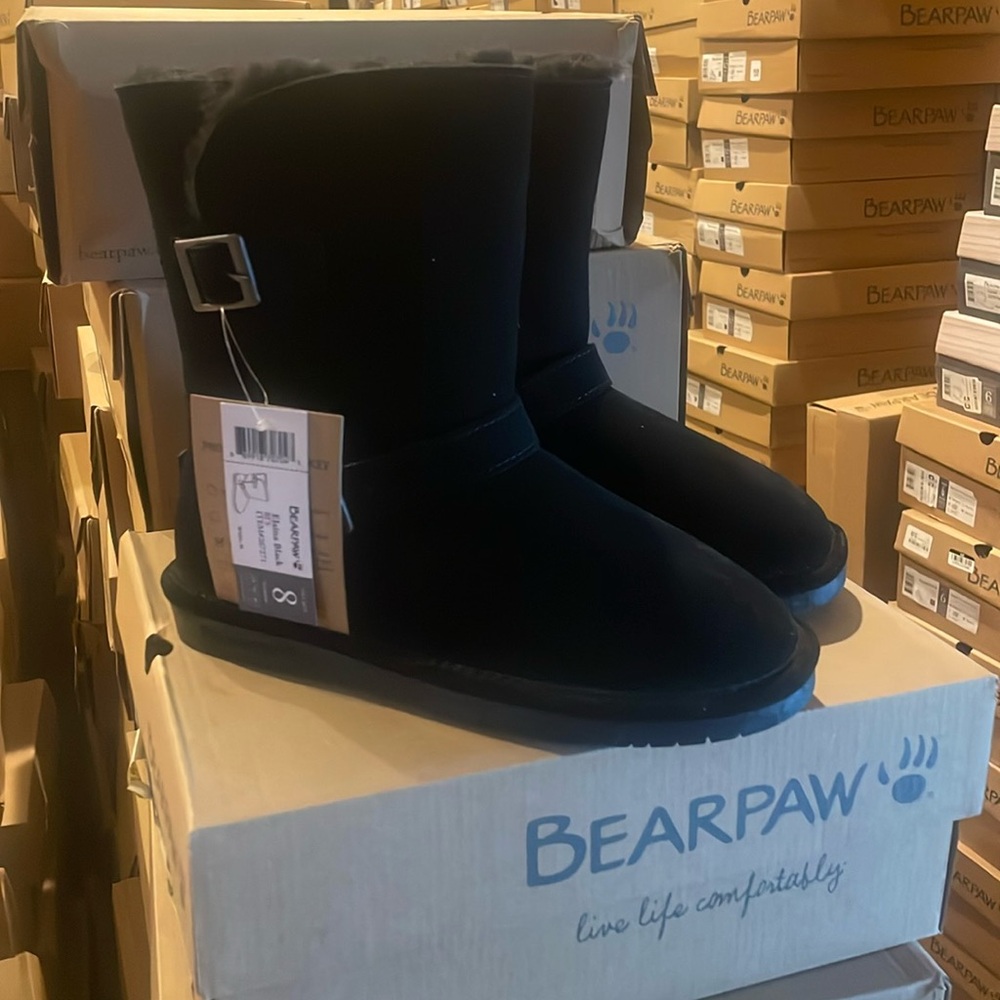 Bearpaw Elaina black boots